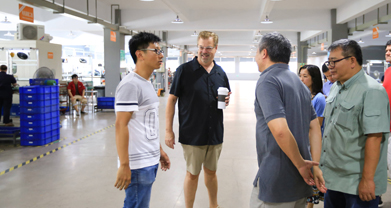 高峰、睿創(chuàng)、毛磊到常州市匠心獨具智能家具參觀指導(dǎo)
